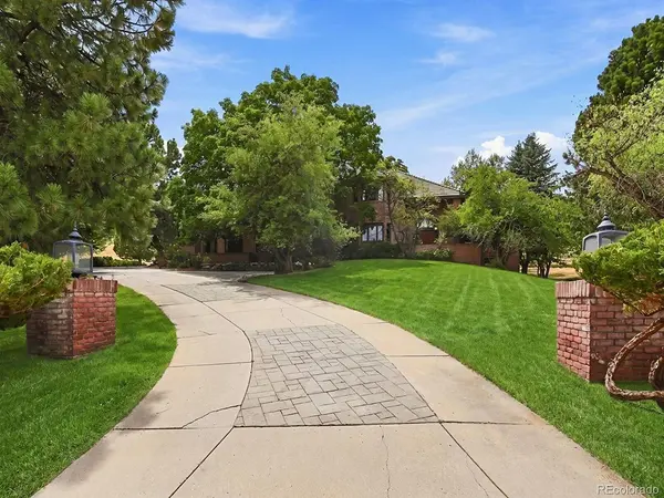 26 Red Fox, Littleton, CO 80127