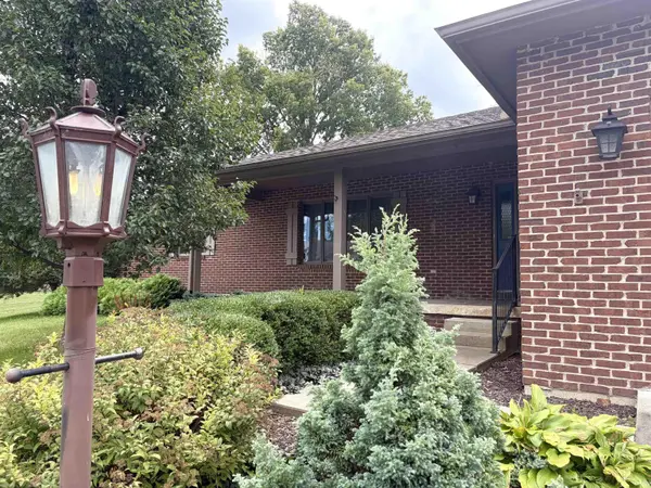 211 HARRISON CT, Greentown, IN 46936