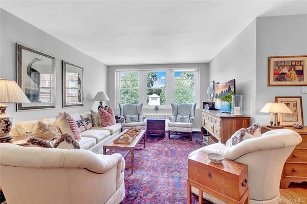 101 2nd ST #B11, Garden City, NY 11530