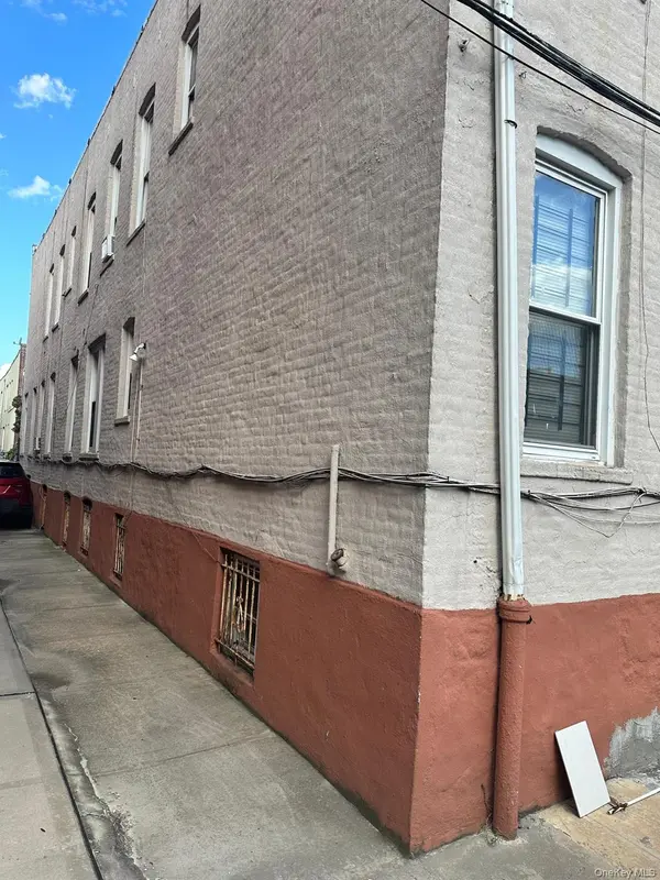 228 East 92nd Street ST, Brooklyn, NY 11212