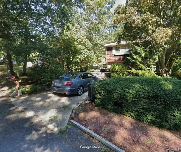 115 Green AVE, Patchogue, NY 11772