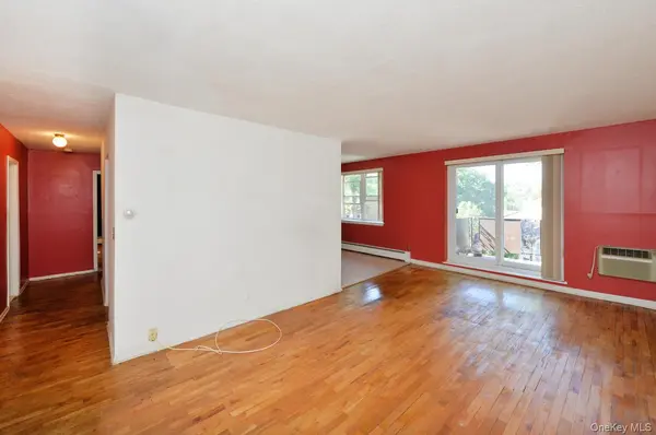 201 Kearsing Pkwy #G, Monsey, NY 10952