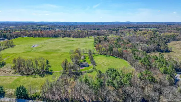 208 Shortcut RD, Cochecton, NY 12726