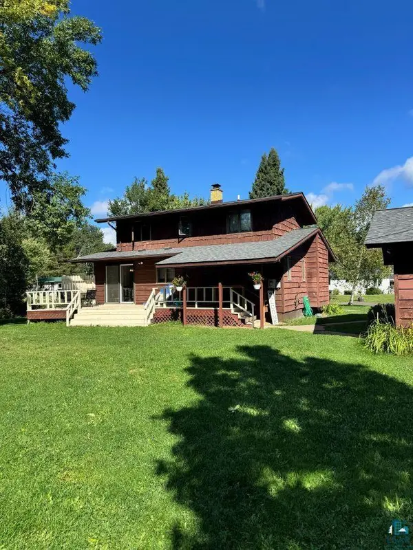 509 NW 12th St, Chisholm, MN 55719