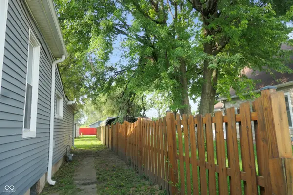 211 Wisconsin ST, Indianapolis, IN 46225