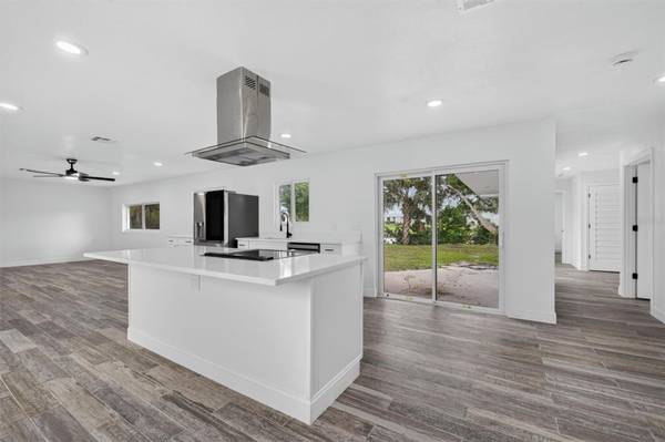 801 MARLIN DR, Punta Gorda, FL 33950