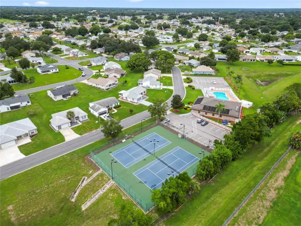 1120 PARAKEET TRL, Lakeland, FL 33809
