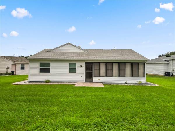 1120 PARAKEET TRL, Lakeland, FL 33809