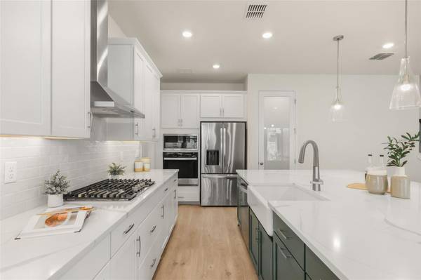 14360 CREST PALM AVE, Windermere, FL 34786