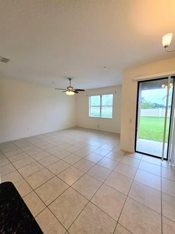 2372 SEVEN OAKS DR, St Cloud, FL 34772