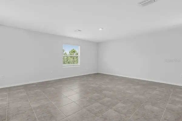 6523 EQUINOX LN, North Fort Myers, FL 33917