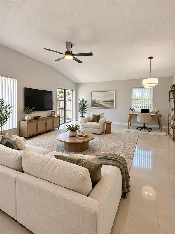 888 FRANKLIN CIR, Palm Harbor, FL 34683