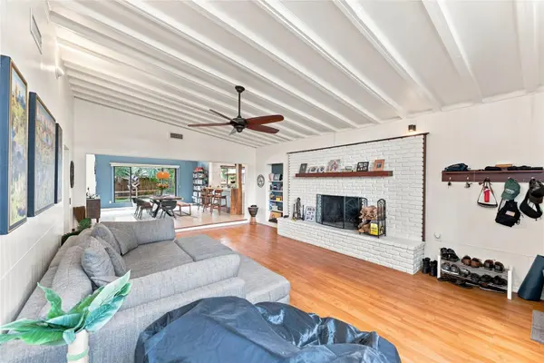 809 E RIVER DR, Temple Terrace, FL 33617