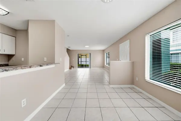 2039 FLUORSHIRE DR, Brandon, FL 33511