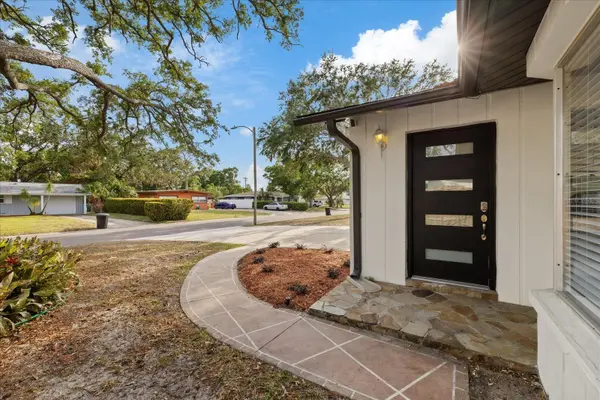 2461 69TH AVE S, St Petersburg, FL 33712