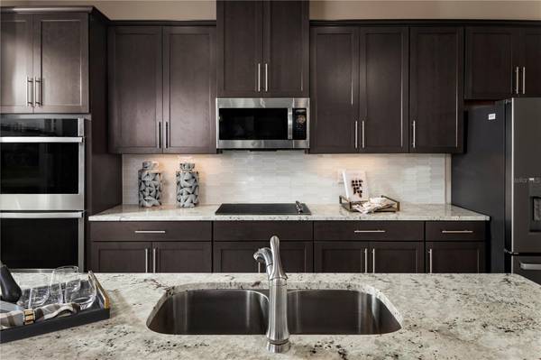 11161 NELLIE CROSSING CIR, Clermont, FL 34711