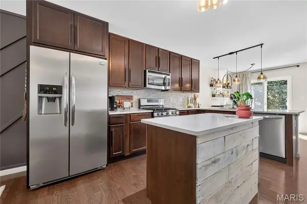 5931 Stephanie Green CT, St Louis, MO 63129