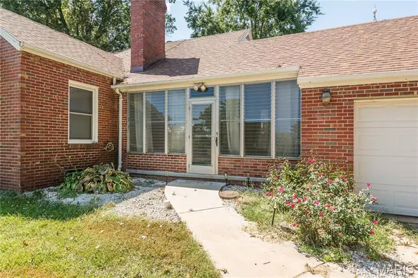 2117 Plymouth, Mount Sterling, MO 65062