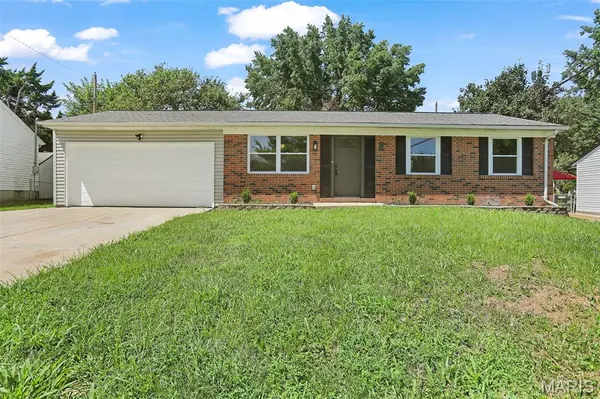 3046 Abbey ST, St Charles, MO 63301