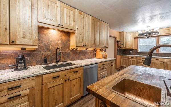807 County Road 6410, Salem, MO 65560