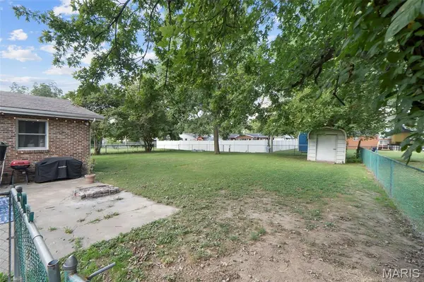 922 Davis BLVD, Sikeston, MO 63801