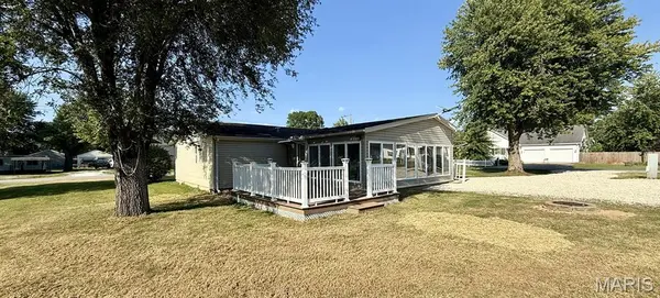 1406 W Main ST, Bowling Green, MO 63334
