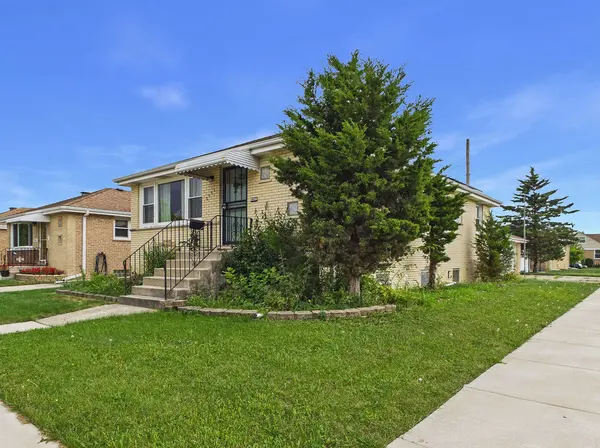 2531 Atlantic ST, Franklin Park, IL 60131