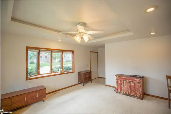 202 S Harlan ST, Algona, IA 50511