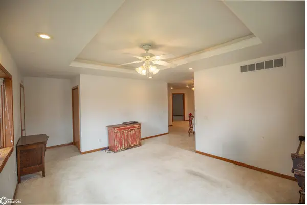 202 S Harlan ST, Algona, IA 50511