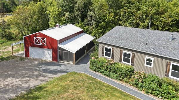 31240 Naples CT NE, Cambridge, MN 55008