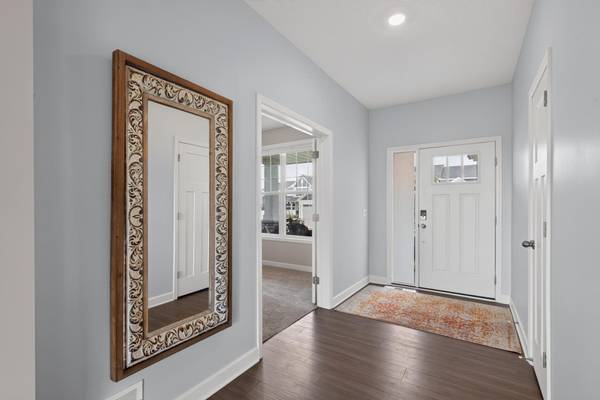 509 Waterford PL, Waconia, MN 55387