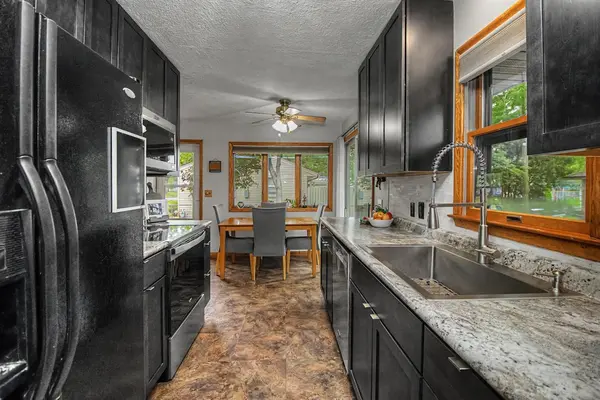 10524 7th ST NE, Blaine, MN 55434