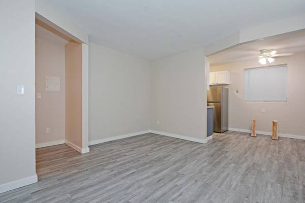 2725 Pleasant AVE, Minneapolis, MN 55408