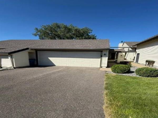 3584 Brookdale DR N, Brooklyn Park, MN 55443