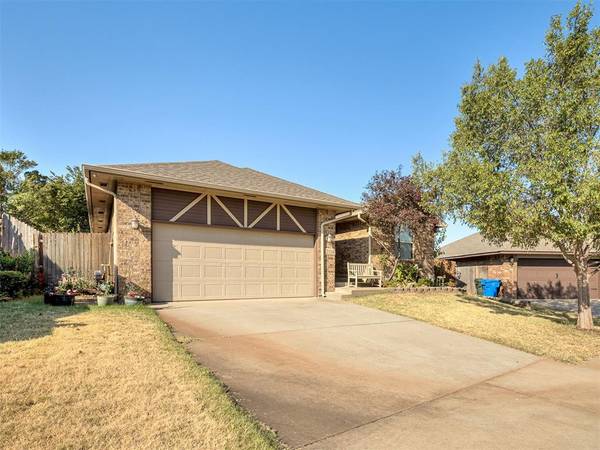 2116 Diana DR, Norman, OK 73071