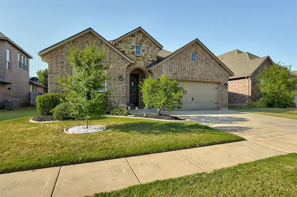 8104 NW 159th ST, Edmond, OK 73013