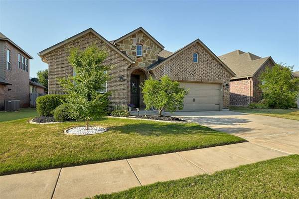 8104 NW 159th ST, Edmond, OK 73013