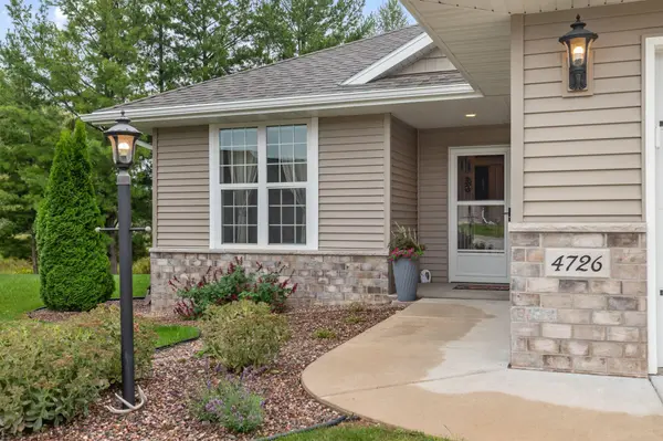 4726 N TONY CT, Appleton, WI 54913-2310