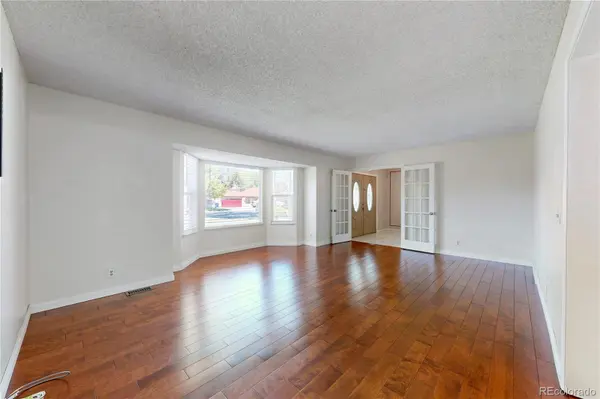 294 S Troy CIR, Aurora, CO 80012
