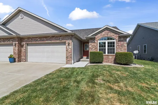 1621 MAGNOLIA DR, Chatham, IL 62629