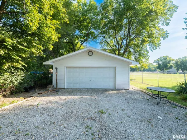 3504 W MALONE ST, Peoria, IL 61605
