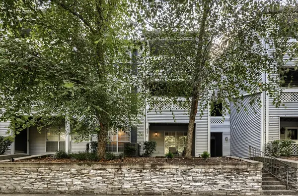 402 Post Creek Rd, Nashville, TN 37221