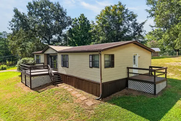 2430 Viola Rd, Mcminnville, TN 37110