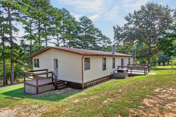 2430 Viola Rd, Mcminnville, TN 37110