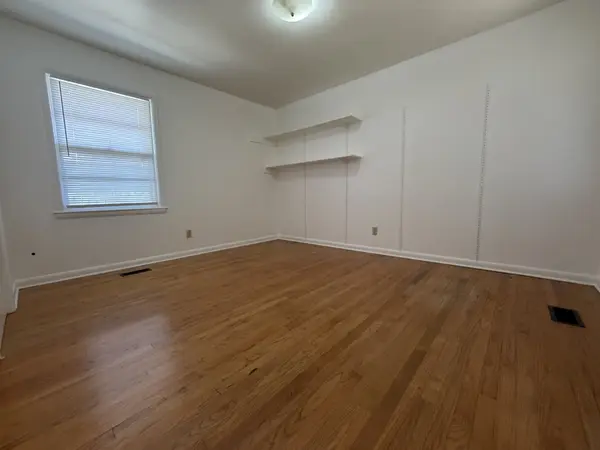 128 Park Cir, Murfreesboro, TN 37130