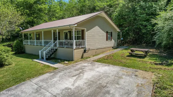 125 Unicoi Church Lane, Tellico Plains, TN 37385