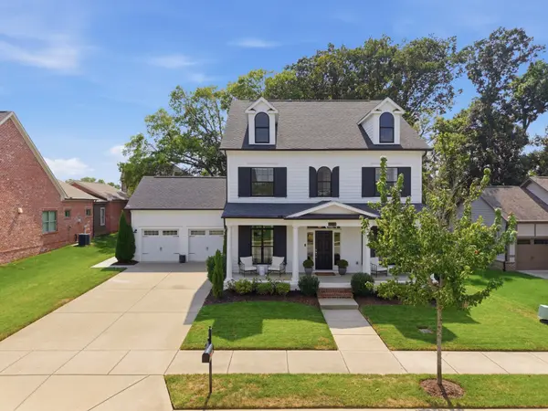 6006 Farmhouse Dr, Franklin, TN 37067