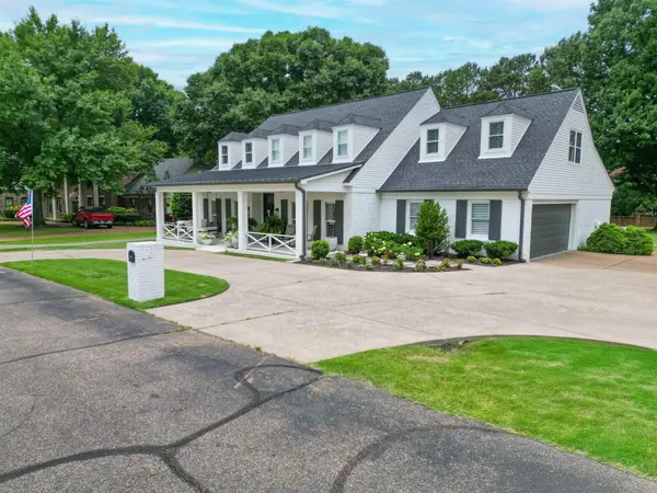 2125 W GLENALDEN DR, Germantown, TN 38139