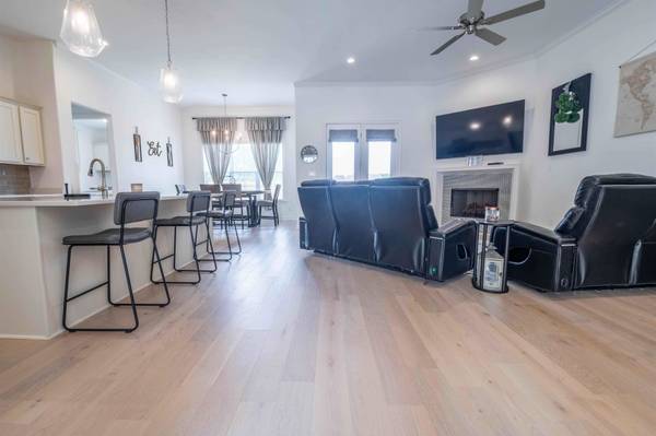 9606 GRAYS HOLLOW DR, Cordova, TN 38018