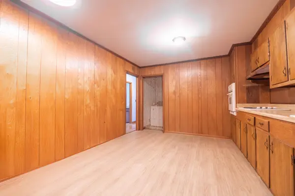 1037 W END ST, Bolivar, TN 38008